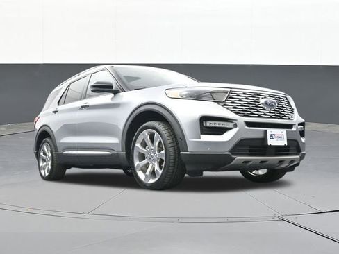 Used 2020 Ford Explorer Platinum w/ Premium Technology Package image 55