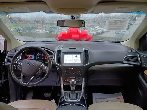 Used 2017 Ford Edge SEL w/ Equipment Group 201A image 12