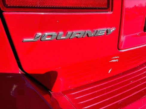 Used 2018 Dodge Journey SE w/ Popular Equipment Group image 24