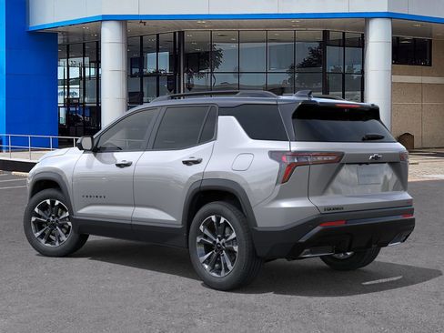 New 2026 Chevrolet Equinox RS image 3