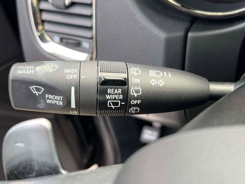 Certified 2020 Dodge Durango R/T w/ Blacktop Package AWD/4WD image 17