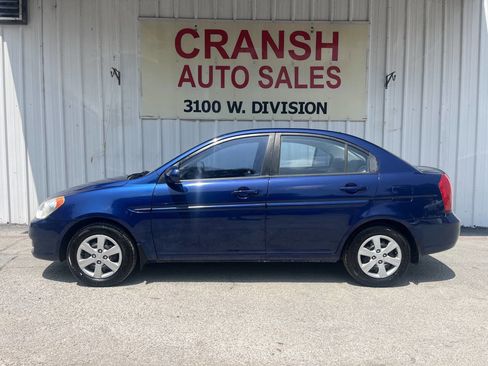 Used 2011 Hyundai Accent GLS w/ Premium Pkg 4 image 3