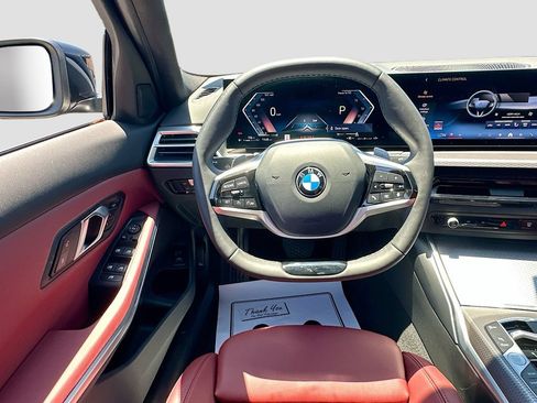 Used 2025 BMW 330i Sedan w/ Convenience Package RWD image 23
