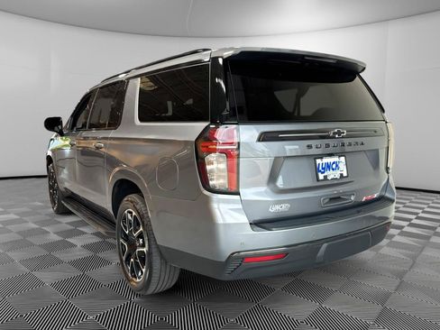 Used 2022 Chevrolet Suburban RST w/ Luxury Package AWD/4WD image 3