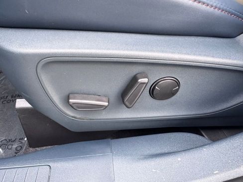 New 2026 Ford Maverick Lariat image 19