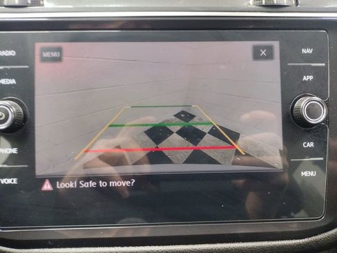 Used 2020 Volkswagen Tiguan SEL Premium R-Line image 11