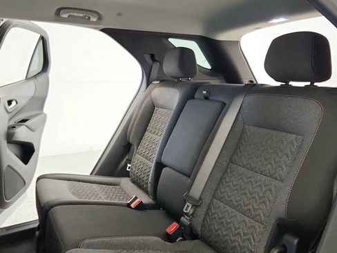 Used 2022 Chevrolet Equinox LT FWD image 22
