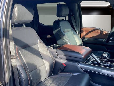 Used 2023 Ford F150 Lariat w/ Equipment Group 502A High image 7