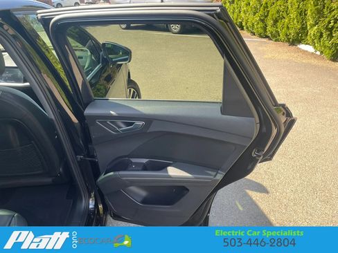Used 2023 Audi Q4 e-tron Premium Plus RWD image 47