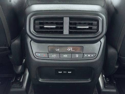 Used 2025 Honda Pilot Touring image 30