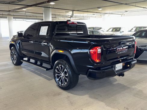 Used 2025 GMC Canyon Denali image 6