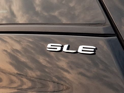 Certified 2023 GMC Terrain SLE w/ Driver Convenience Package FWD image 29