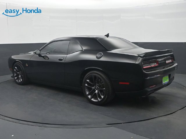 Used 2023 Dodge Challenger R/T Scat Pack RWD image 5