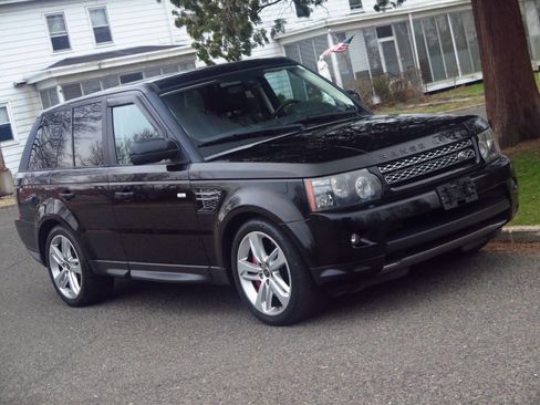 Used 2013 Land Rover Range Rover Sport Supercharged image 25