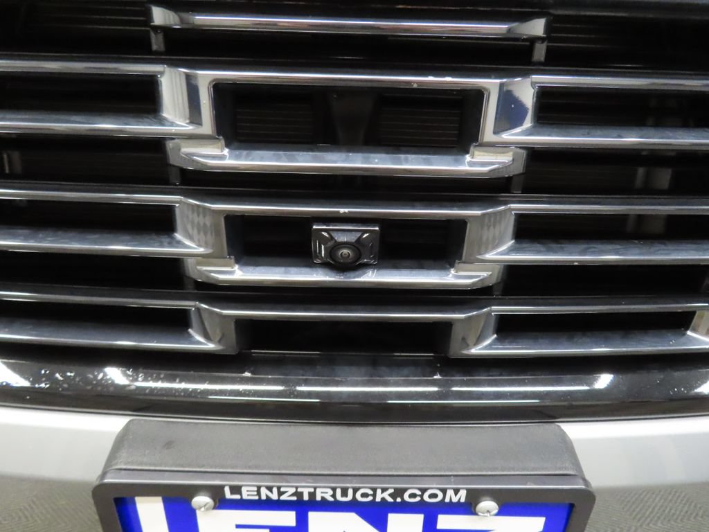 Used 2025 GMC Yukon XL Denali Ultimate AWD/4WD image 57