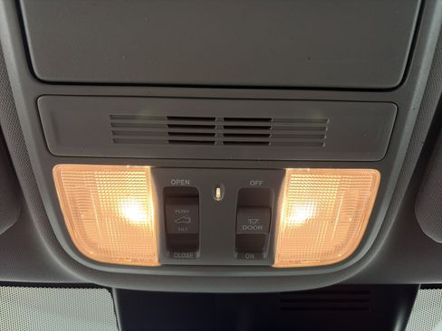 Used 2022 Honda CR-V EX image 32