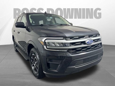 Used 2024 Ford Expedition XLT image 5