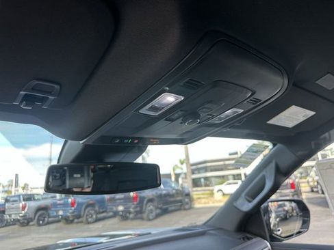 New 2025 GMC Yukon XL Elevation image 19