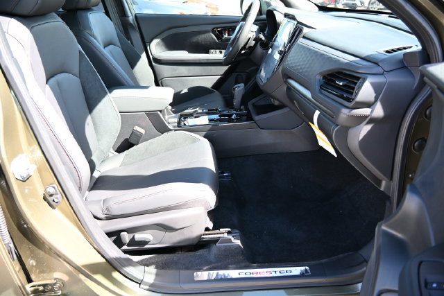 New 2026 Subaru Forester Touring AWD/4WD image 17