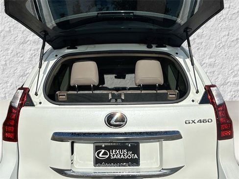 Used 2021 Lexus GX 460 Premium image 13