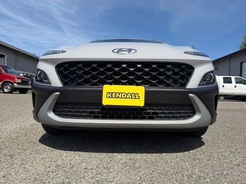 Used 2023 Hyundai Kona SEL w/ Cargo Package AWD/4WD image 29