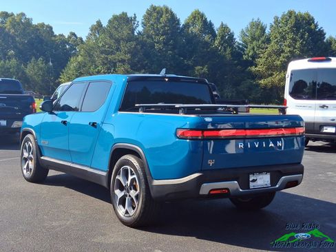 Used 2022 Rivian R1T Adventure image 3