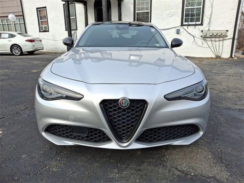 Used 2020 Alfa Romeo Giulia Base w/ Nero Edizione image 2