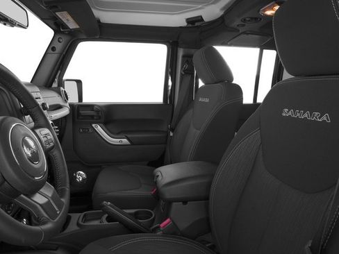 Used 2017 Jeep Wrangler Unlimited Sahara w/ Connectivity Group AWD/4WD image 13
