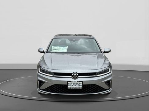 New 2026 Volkswagen Jetta SE FWD image 2