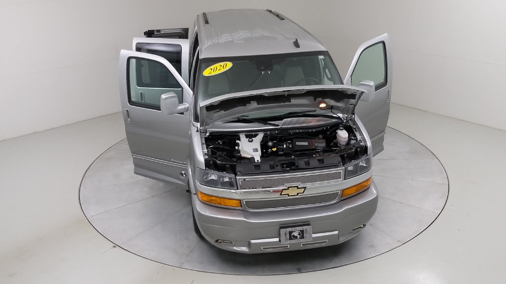 Used 2020 Chevrolet Express 2500 w/ Enhanced Convenience Package RWD image 48