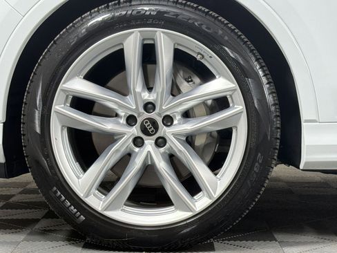 Used 2025 Audi Q7 3.0T Premium Plus w/ Premium Plus Package image 12