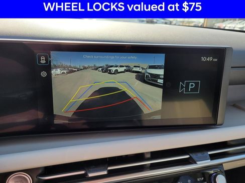 Certified 2025 Hyundai Tucson SEL image 9