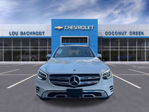 Used 2022 Mercedes-Benz GLC 300 4MATIC w/ Multimedia Package Lite image 3