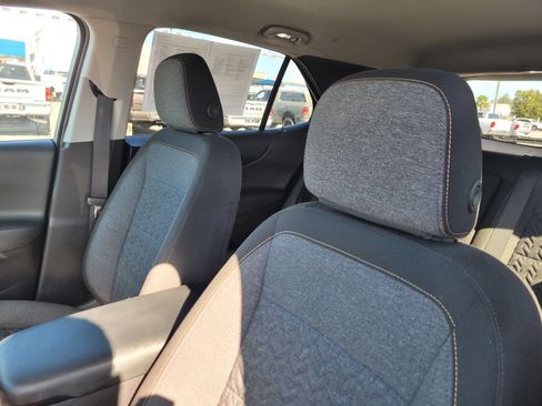 Used 2024 Chevrolet Equinox LT AWD/4WD image 17