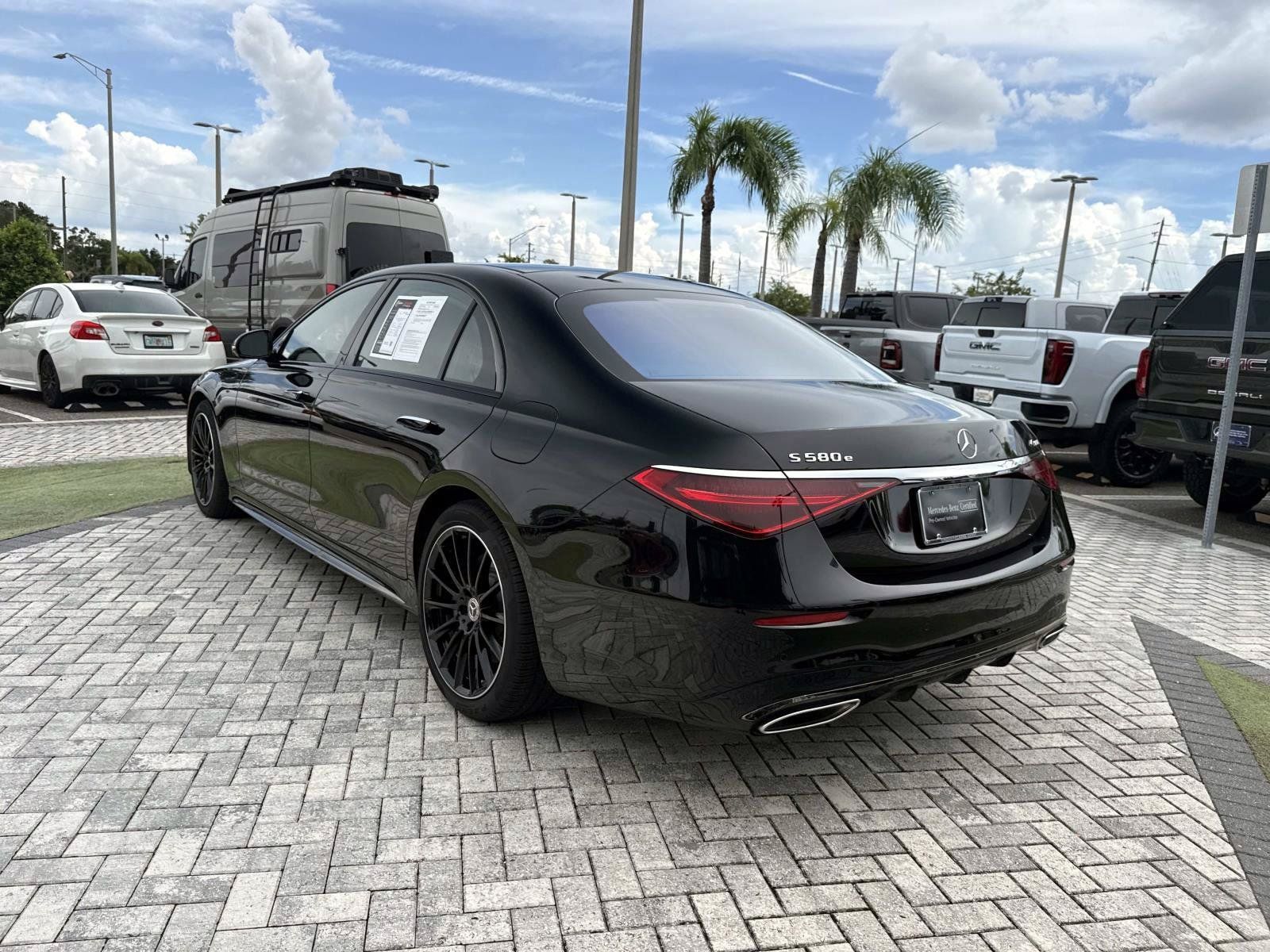 Certified 2025 Mercedes-Benz S 580e 4MATIC Sedan w/ AMG Line Package image 4