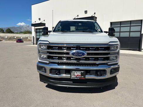 Used 2026 Ford F350 Lariat AWD/4WD image 5