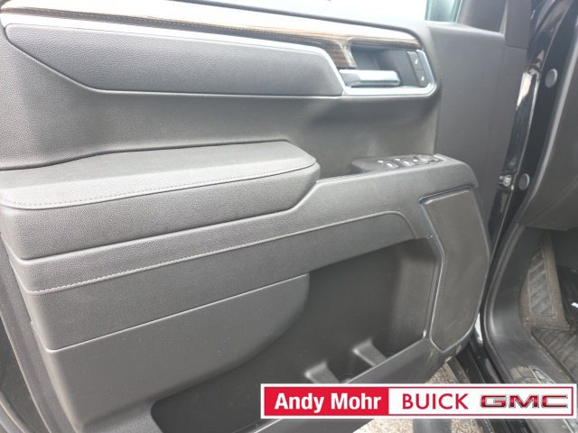 Used 2025 Chevrolet Silverado 1500 LT AWD/4WD image 8