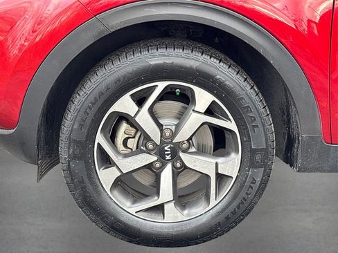 Used 2021 Kia Sportage LX image 12