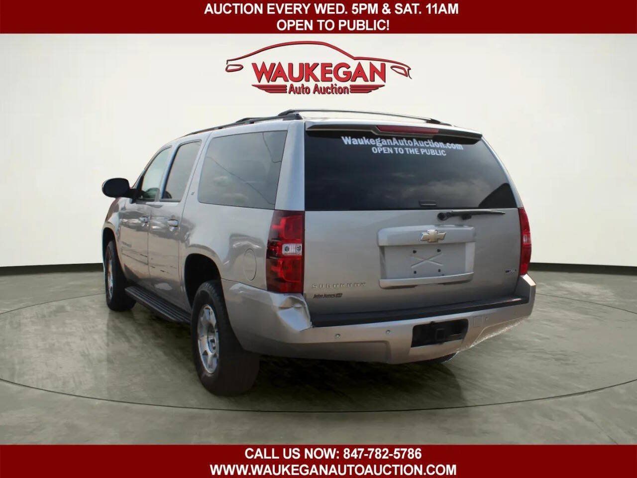 Used 2008 Chevrolet Suburban LT w/ LT Preferred Equipment Group AWD/4WD image 5