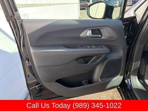 New 2026 Chrysler Voyager LX image 26