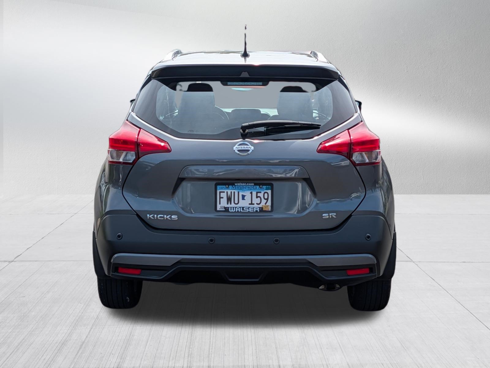 Used 2020 Nissan Kicks SR w/ SR Premium Package FWD image 6