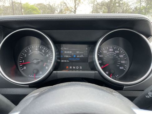 Used 2022 Ford Mustang GT Premium image 19