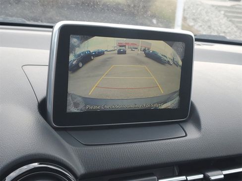 Used 2017 Toyota Yaris iA image 26