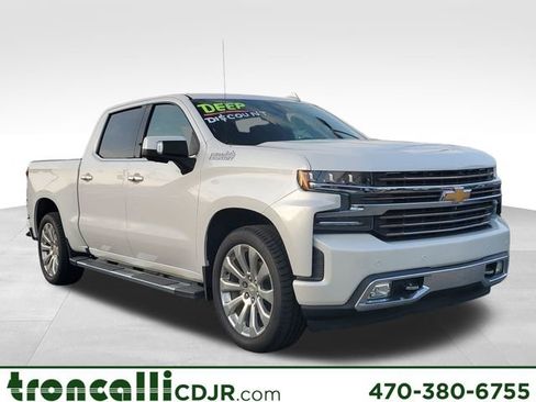 Used 2020 Chevrolet Silverado 1500 High Country w/ Technology Package image 1