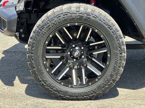 Used 2021 Jeep Gladiator Rubicon w/ Trailer Tow Package AWD/4WD image 25