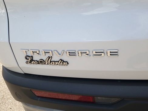 New 2026 Chevrolet Traverse LT w/ LPO, Floor Liner Package FWD image 5