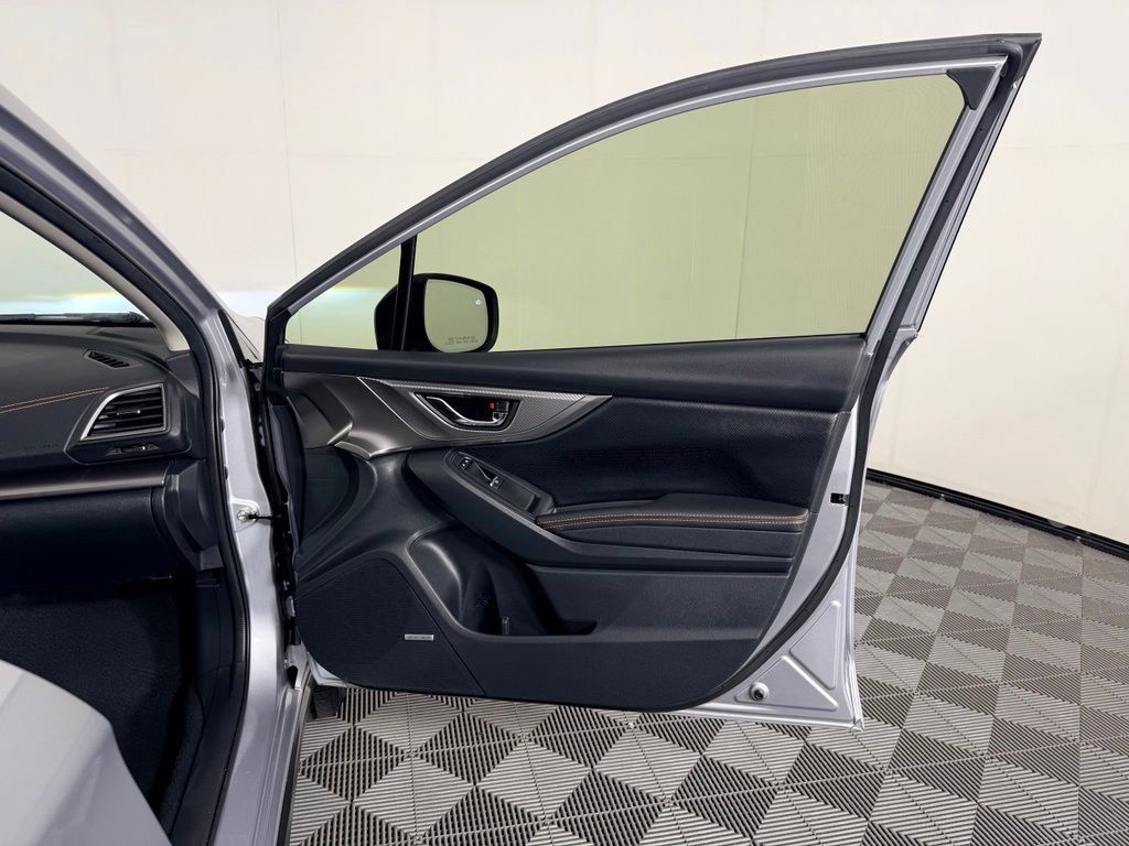 Used 2022 Subaru Crosstrek 2.5i Limited w/ Moonroof Package 2 AWD/4WD image 43