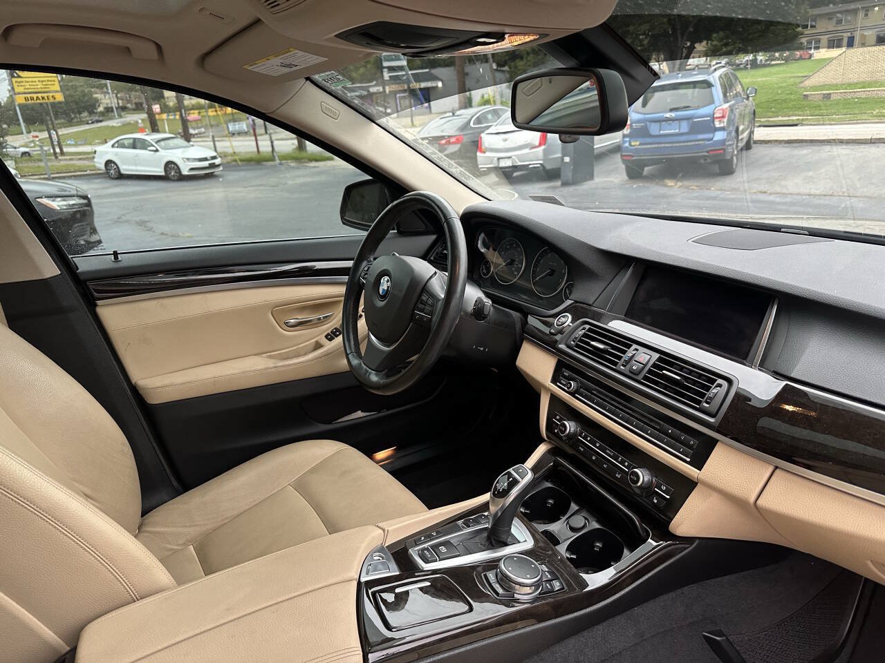 Used 2016 BMW 535i xDrive Sedan w/ Premium Package AWD/4WD image 14