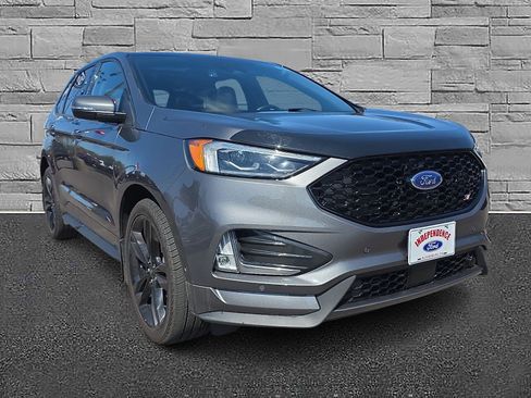 Used 2022 Ford Edge ST w/ Equipment Group 401A AWD/4WD image 2