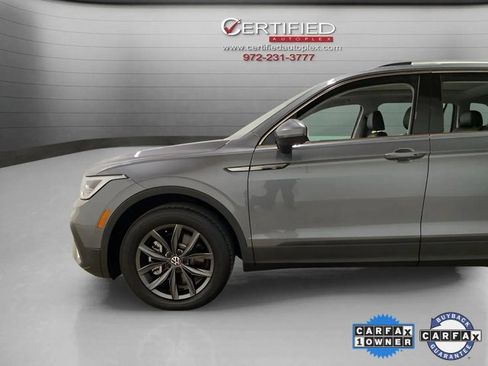 Used 2023 Volkswagen Tiguan SE w/ Panoramic Sunroof Package image 98